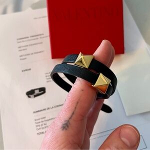 PRISTINE Valentino Garavani Black Rockstud